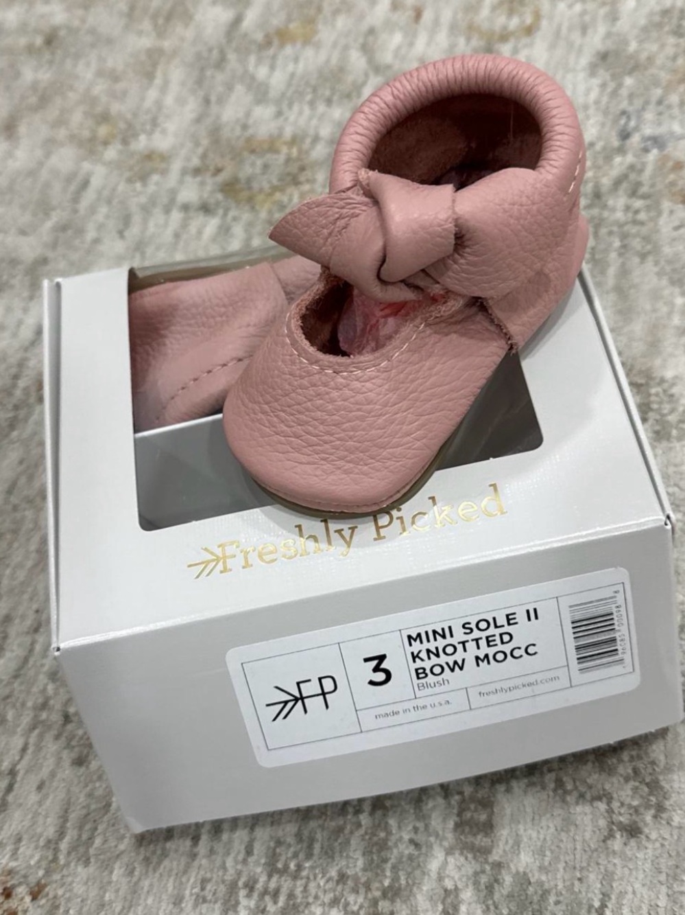 Freshly Picked pink bow rubber sole moccasins size 3